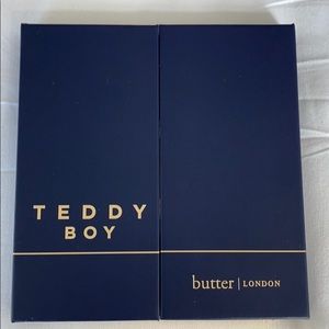 Brand New Teddy Boy eye shadow palette